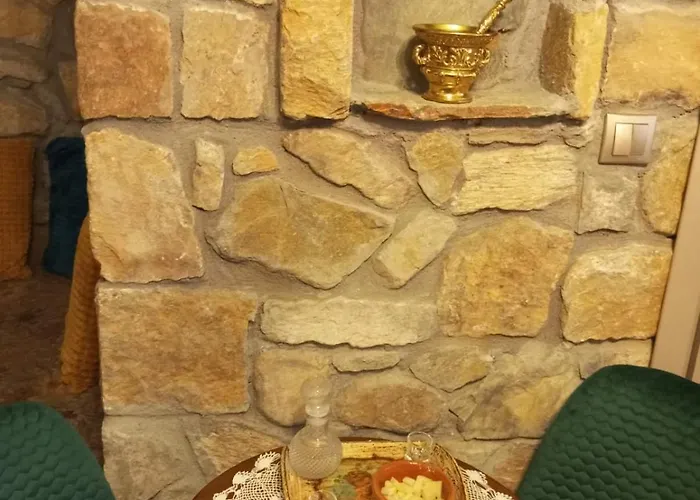 Anneta S Studiobear S Path Lejlighed Sklíthron